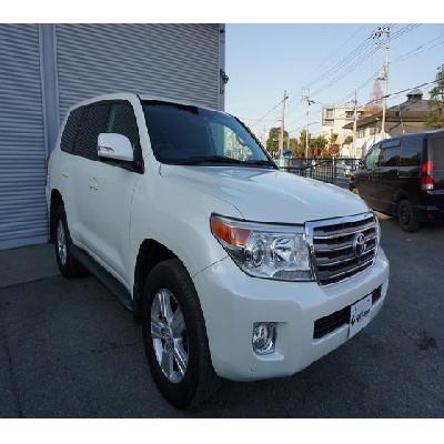 Buy Japanese Toyota Land Cruiser  At STC Japan